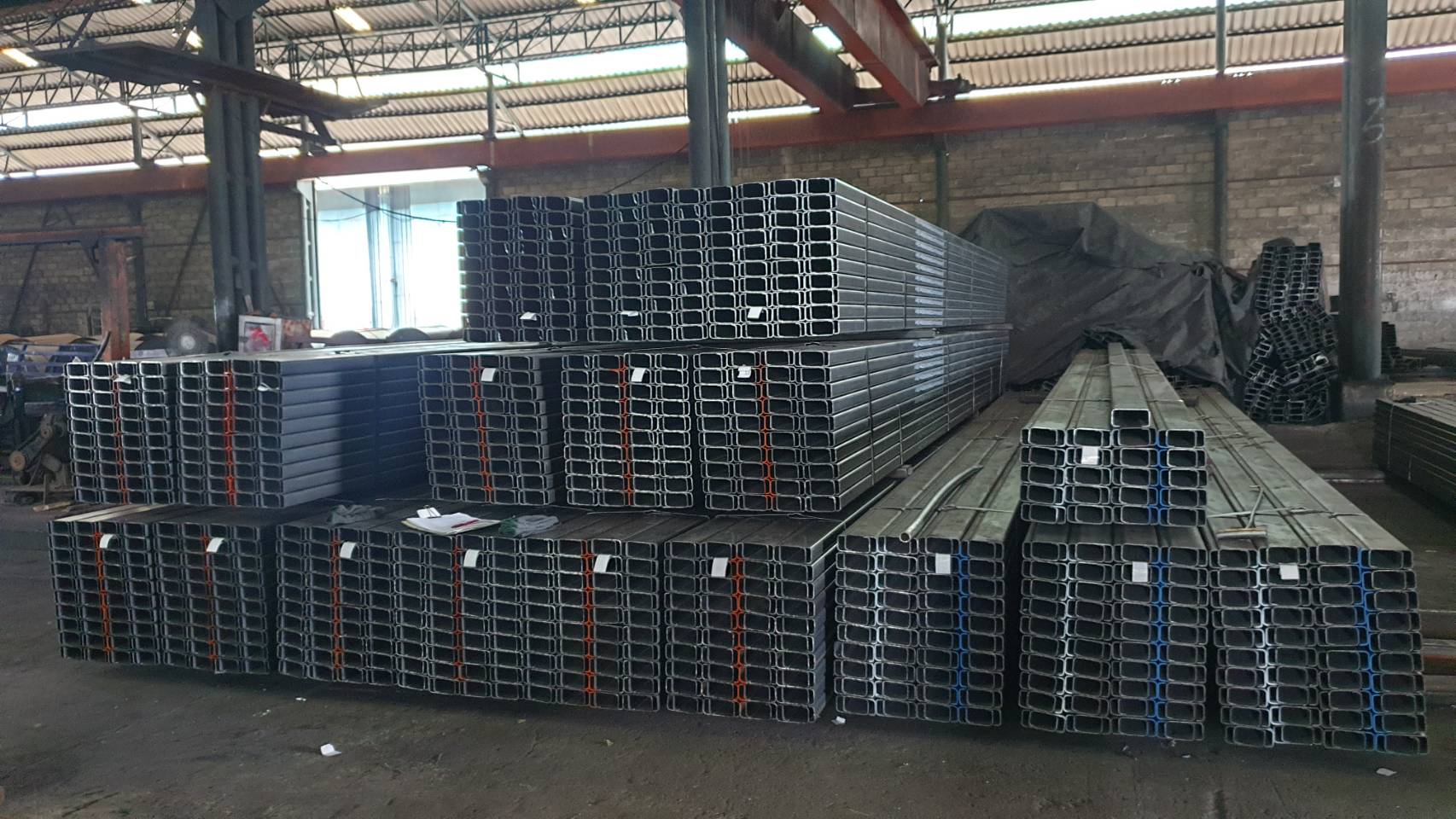 เหล็กตัวซี.2