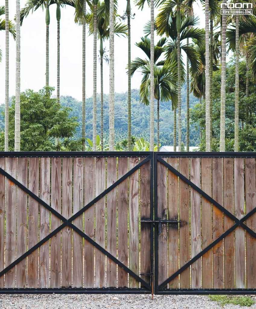 5 ไอเดียประตูบ้านจากเหล็กกล่อง