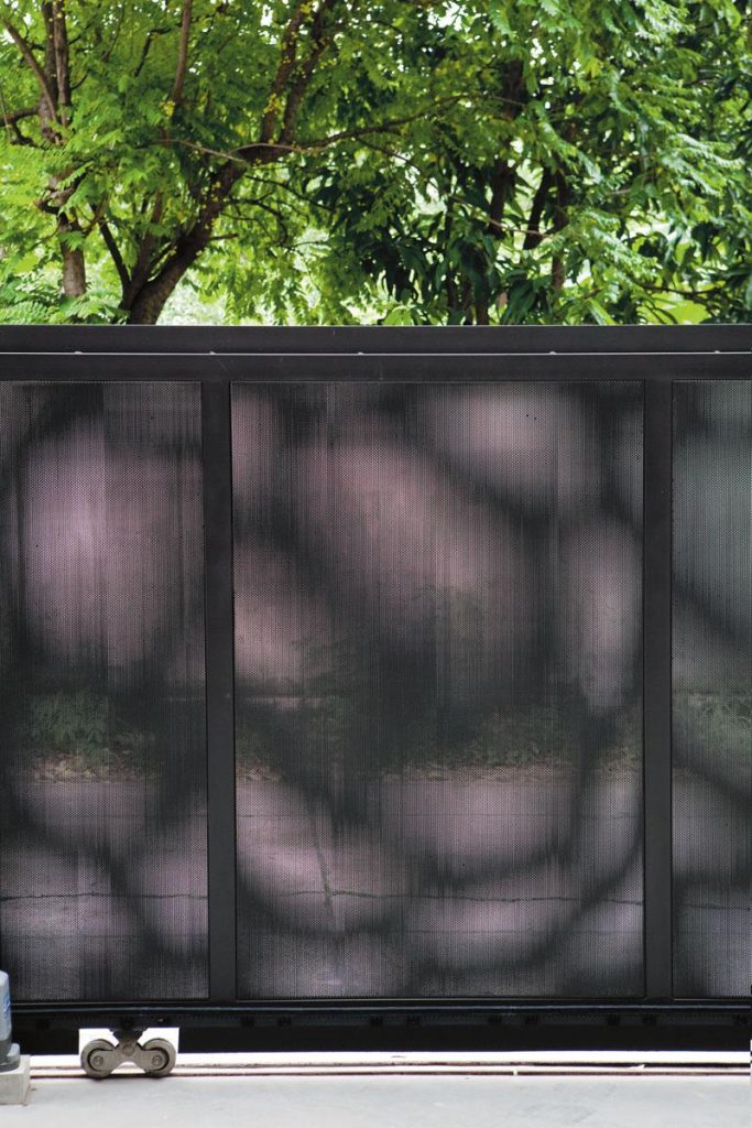 5 ไอเดียประตูบ้านจากเหล็กกล่อง