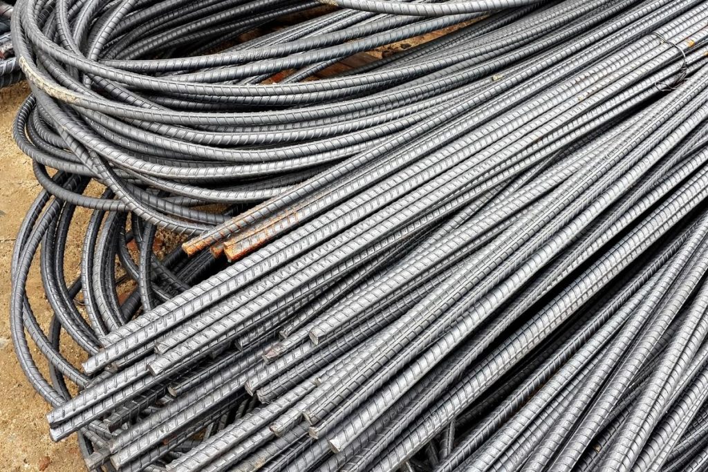 เหล็กเส้นเต็ม และเหล็กเส้นเบาคืออะไร