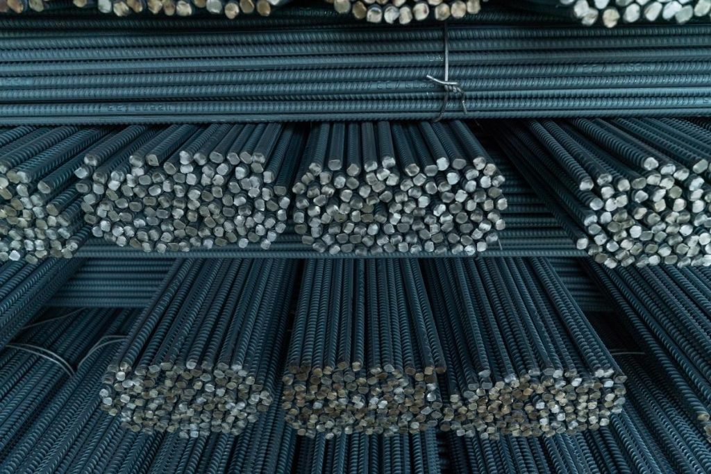 รู้หรือไม่ เหล็กเส้นขายเป็นเส้นหรือกิโลกรัมกันแน่ ?